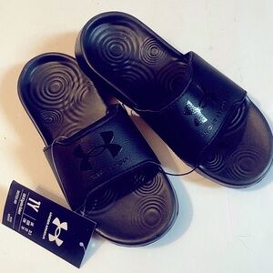 Under Armor Slide Sandals One Sport Sz 1Y Big Kids Black